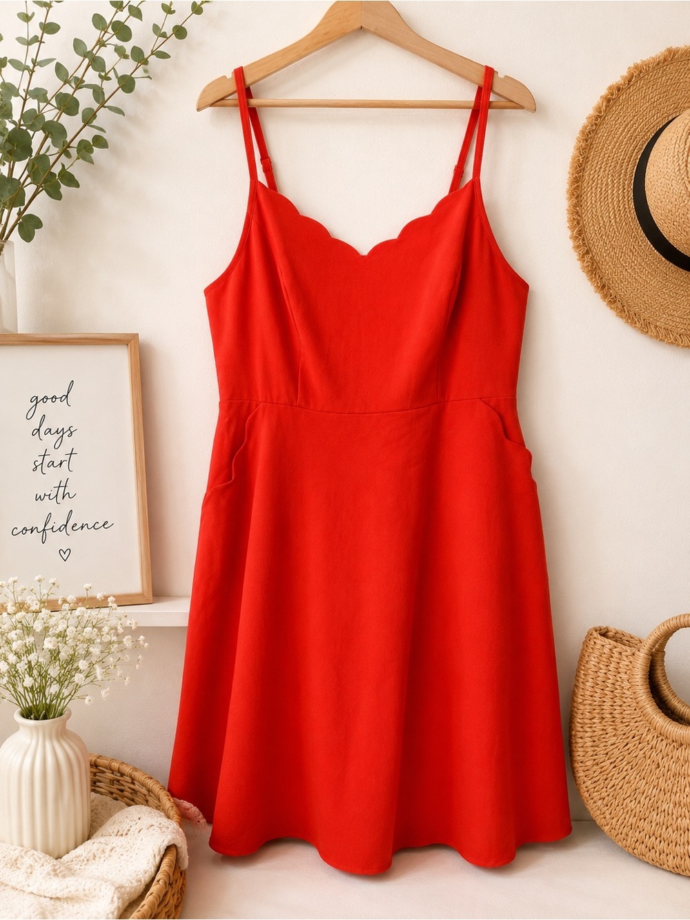 Market & Sprice scalloped dress